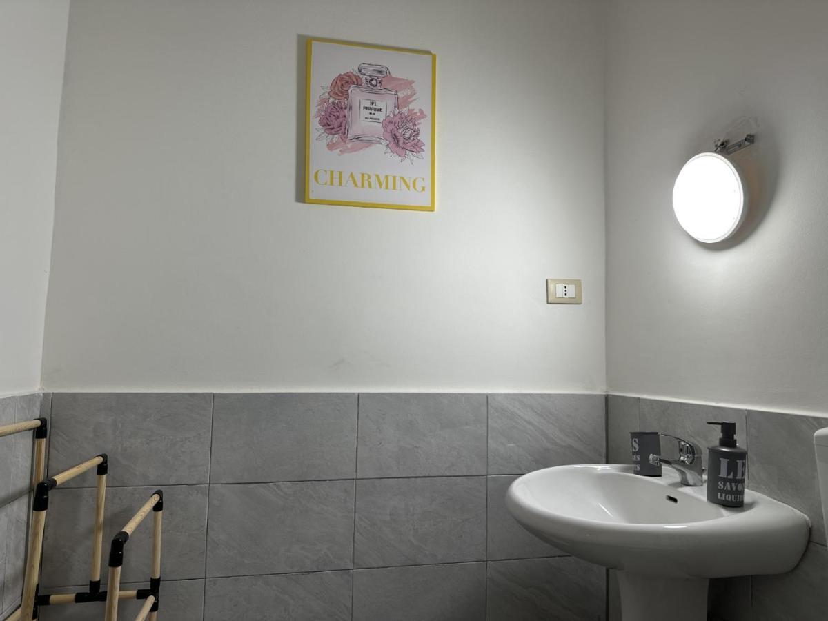 Le Stanze Di Regina Margherita Hotel ปาแลร์โม ภายนอก รูปภาพ